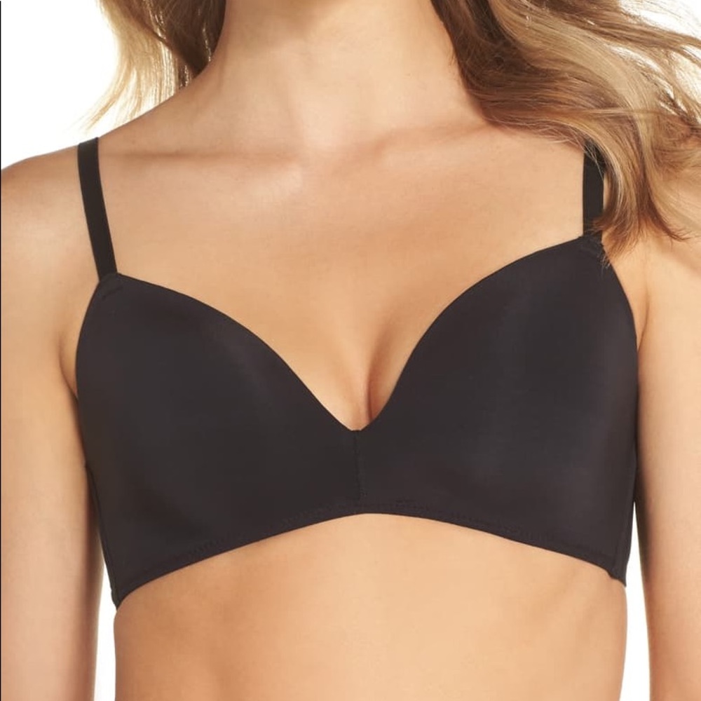 Madewell never worn black seamless T-shirt bra
